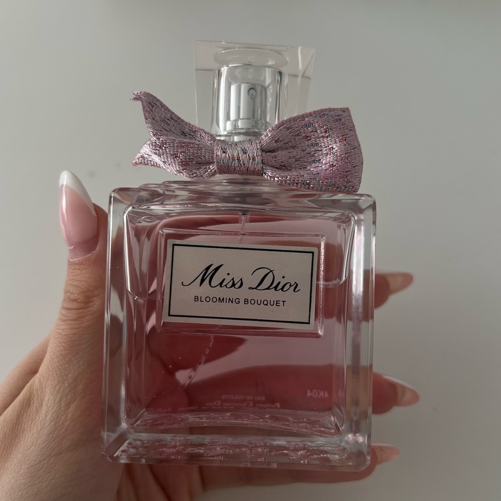 Miss Dior Blooming Bouquet Perfume - Picture 4 of 6